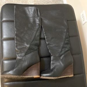 Ugg Tall Boots Black size 8